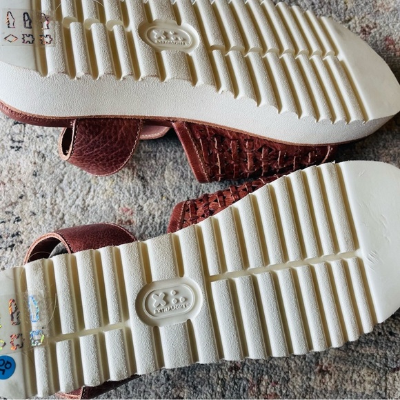 BED|STU Brown Woven Leather Sandals - Picture 4 of 8